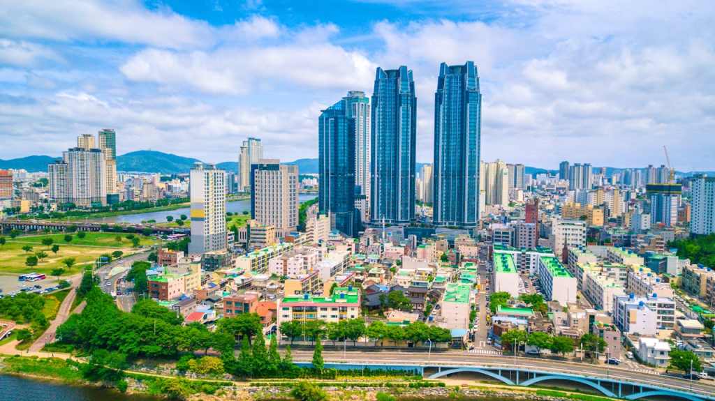 3.5 Weeks in Ulsan: River Walks, Day Trips, and Family&nbsp;Moments